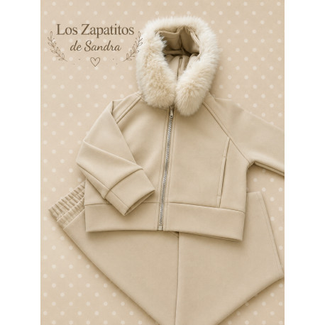 conjunto beige afelpado con pelito